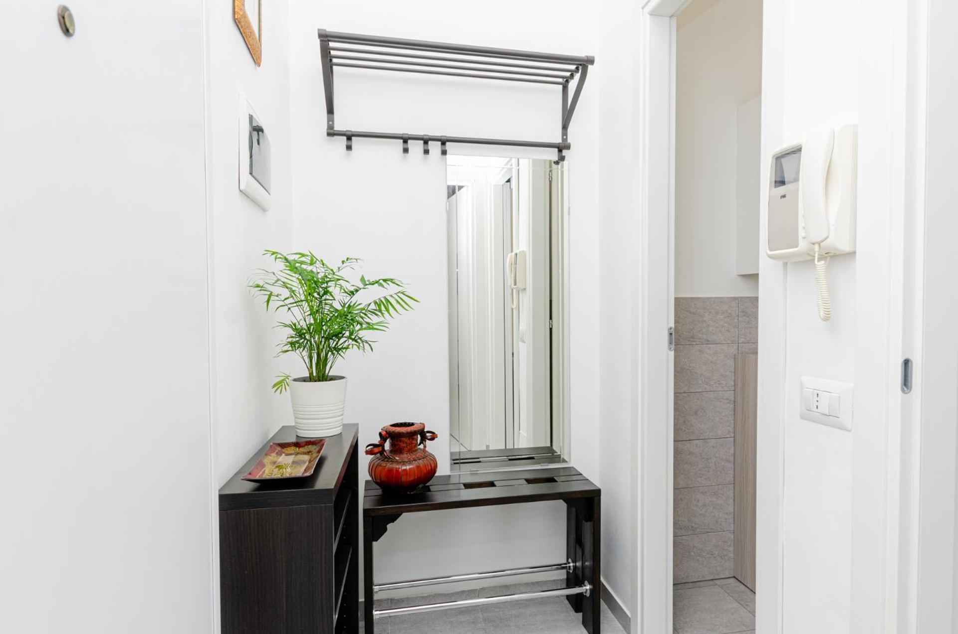 Vivimihome - Crespi House A 3 Minuti Dalla Metro Milão Exterior foto