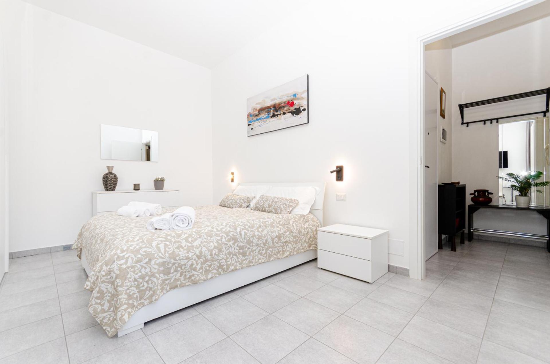 Vivimihome - Crespi House A 3 Minuti Dalla Metro Milão Exterior foto